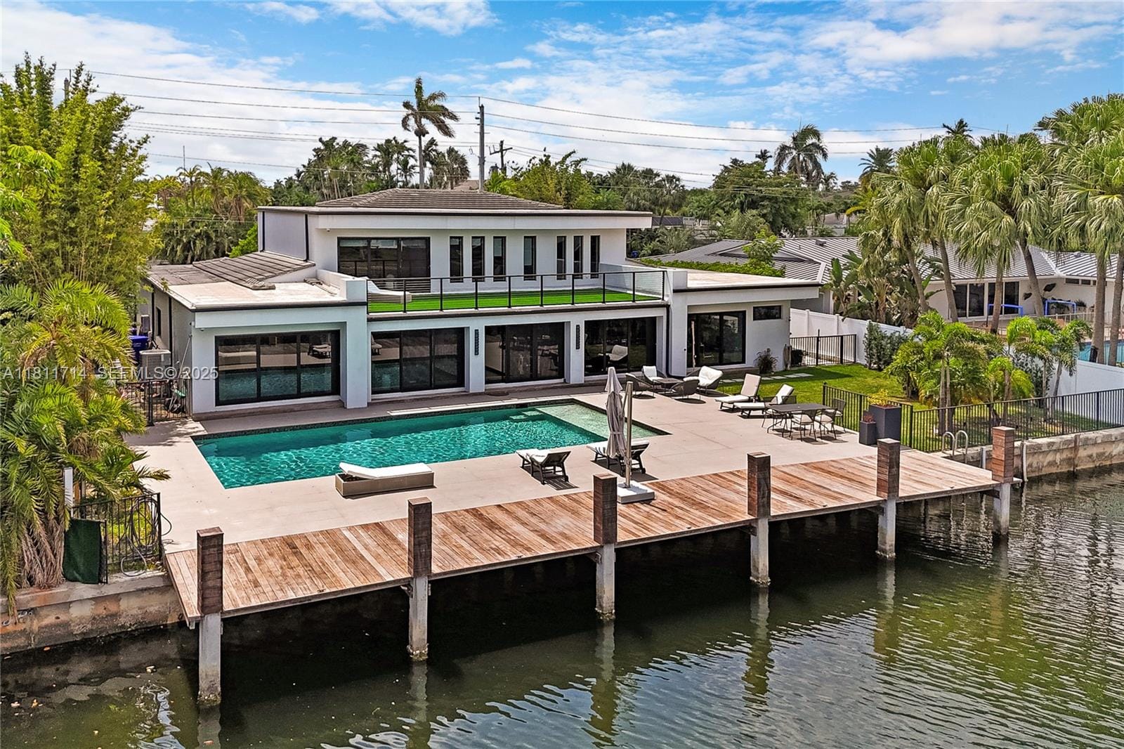 1601 Diplomat Parkway, Hollywood, FL 33019