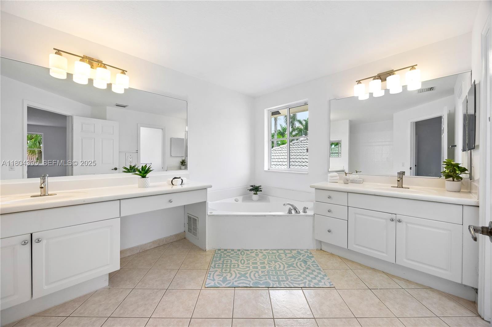 1906 Timberline Road, Weston, FL 33327 photo 20