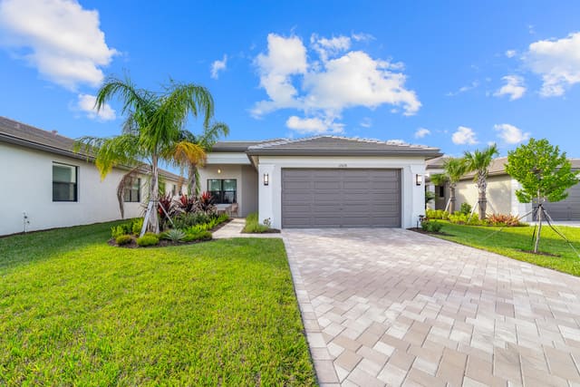 12628 SW Pink Playa Parkway, sold in Riverland Parcel B - Plat Six, Port St Lucie, FL