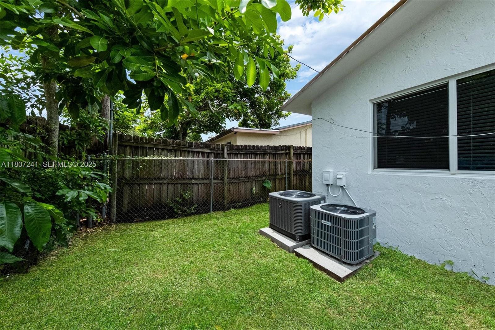 6121 SW 40th Court, Miramar, FL 33023 photo 9