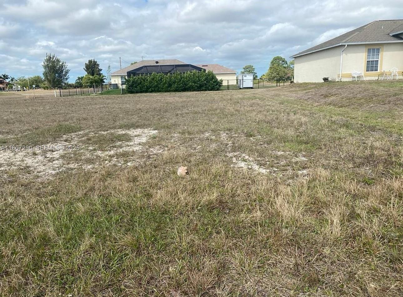 1608 NW 8th Place