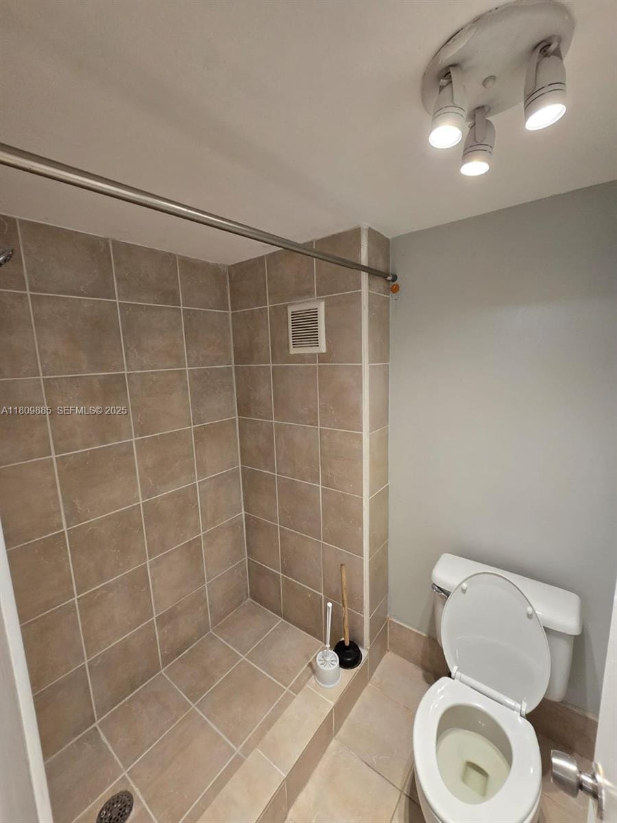 3300 Spanish Moss Terrace 210, Lauderhill, FL 33319 photo 18