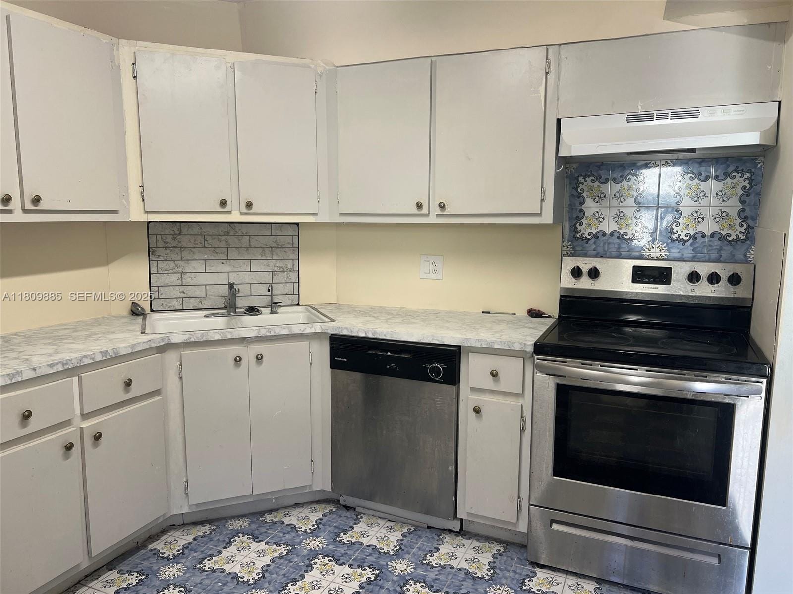 3300 Spanish Moss Terrace 210, Lauderhill, FL 33319 photo 5