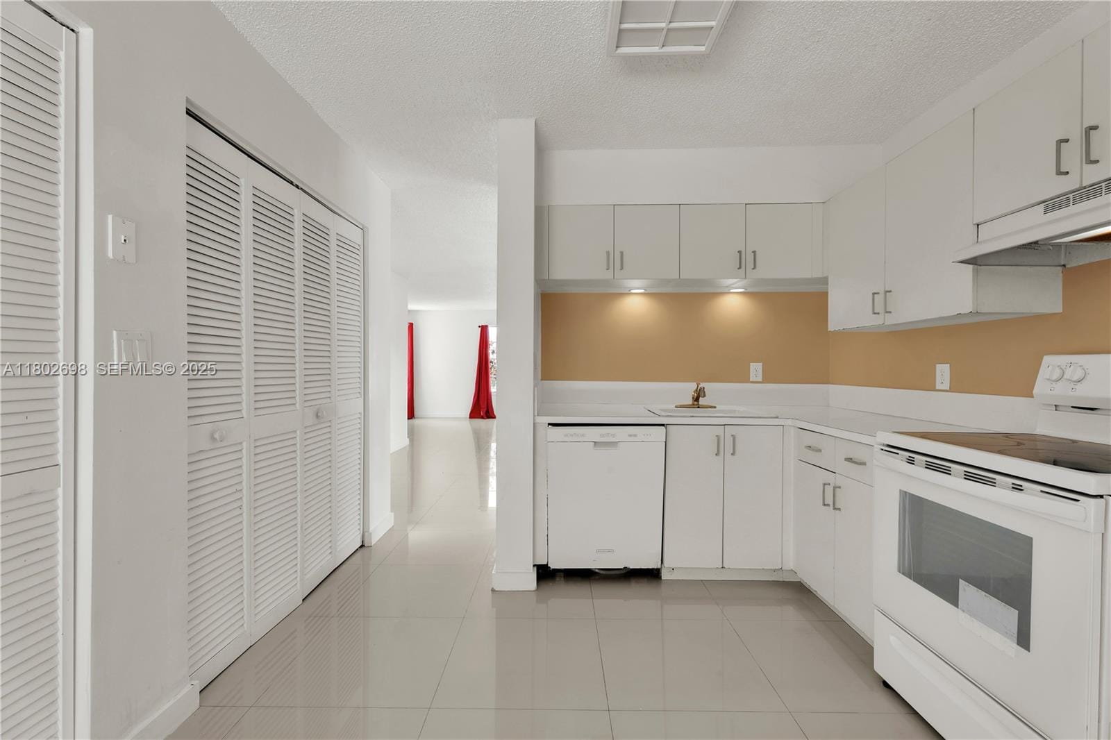 9826 SW 222nd Terrace, Cutler Bay, FL 33190