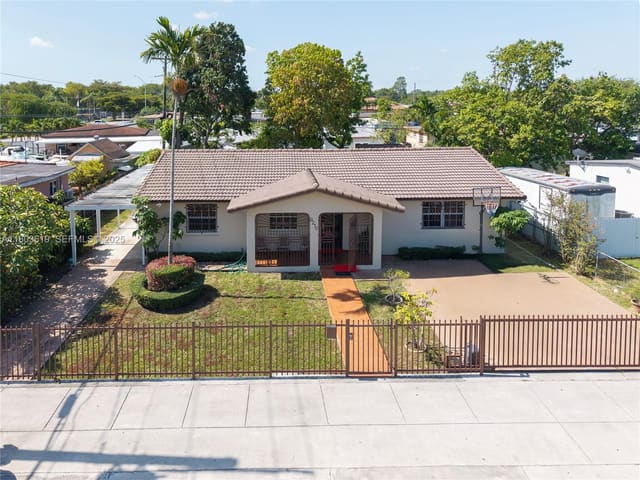9210 SW 41st Street, sold in Ascot Park, Miami, FL