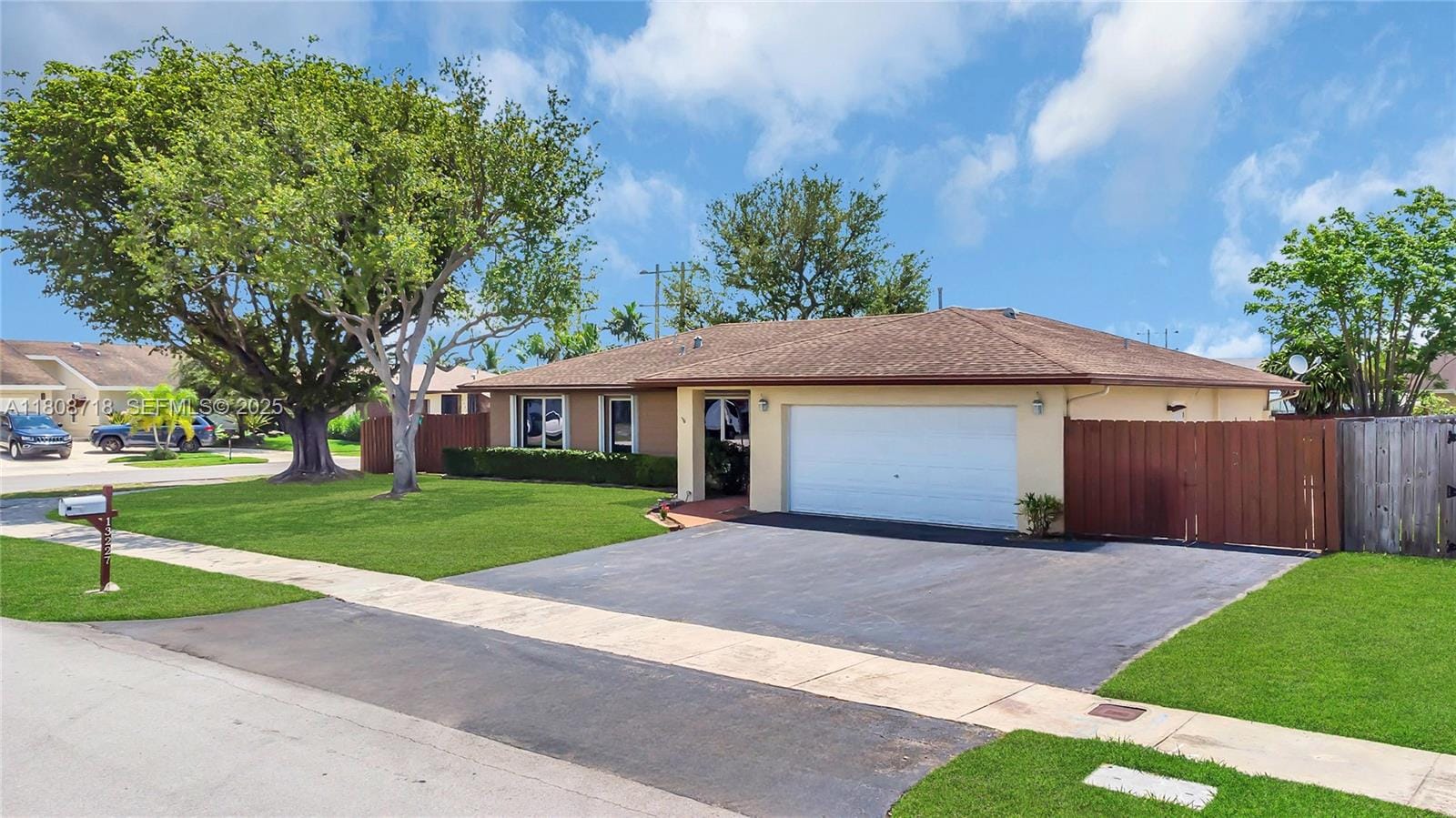 13227 SW 85th Terrace, Miami, FL 33183 photo 2