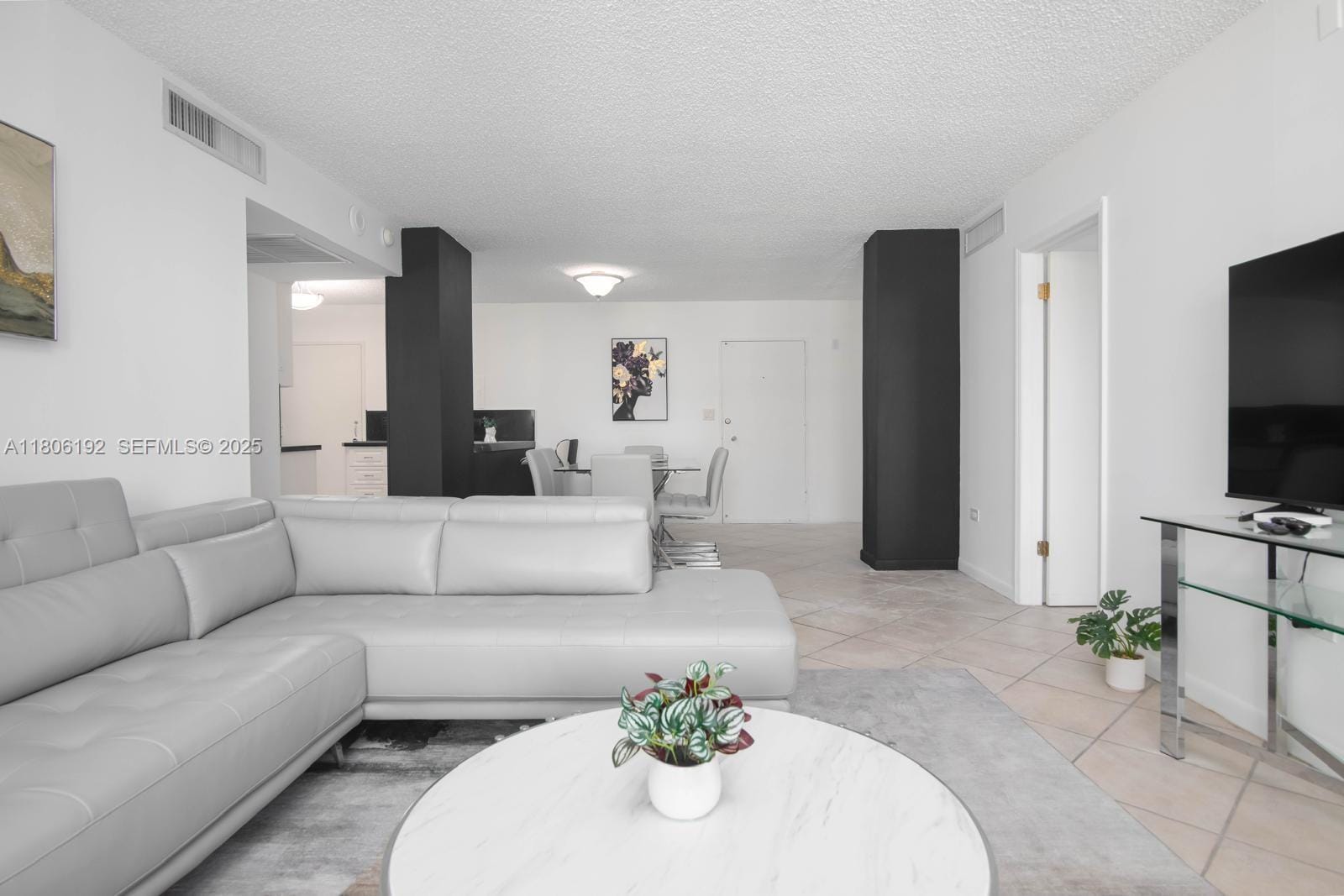 5555 Collins Avenue 14U — photo 12