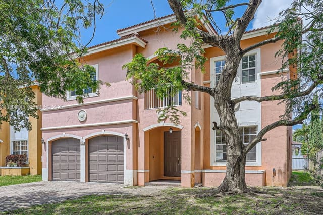 17668 SW 135th Court, sold in Sable Palm Estates, Miami, FL