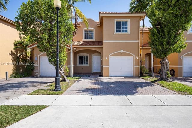 1985 SE 3rd Street, sold in Santa Barbara AT Homestea, Homestead, FL