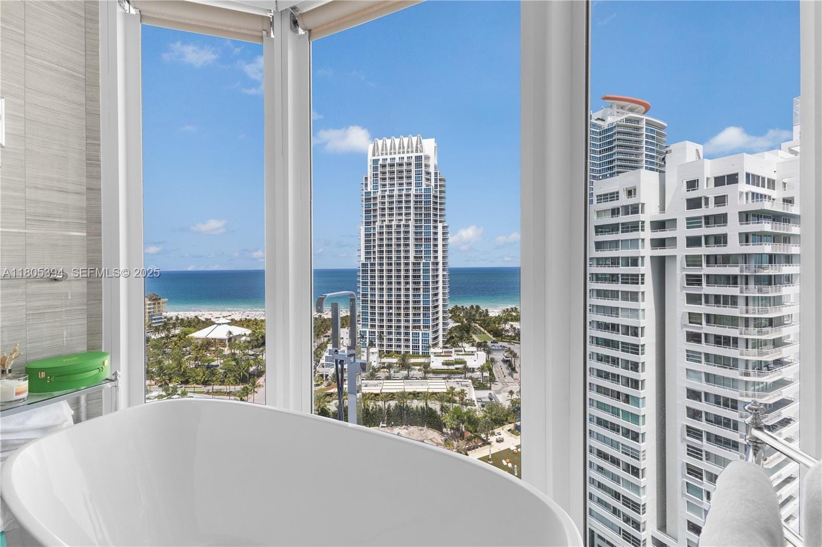 300 S Pointe Drive 2005, Miami Beach, FL 33139 photo 15