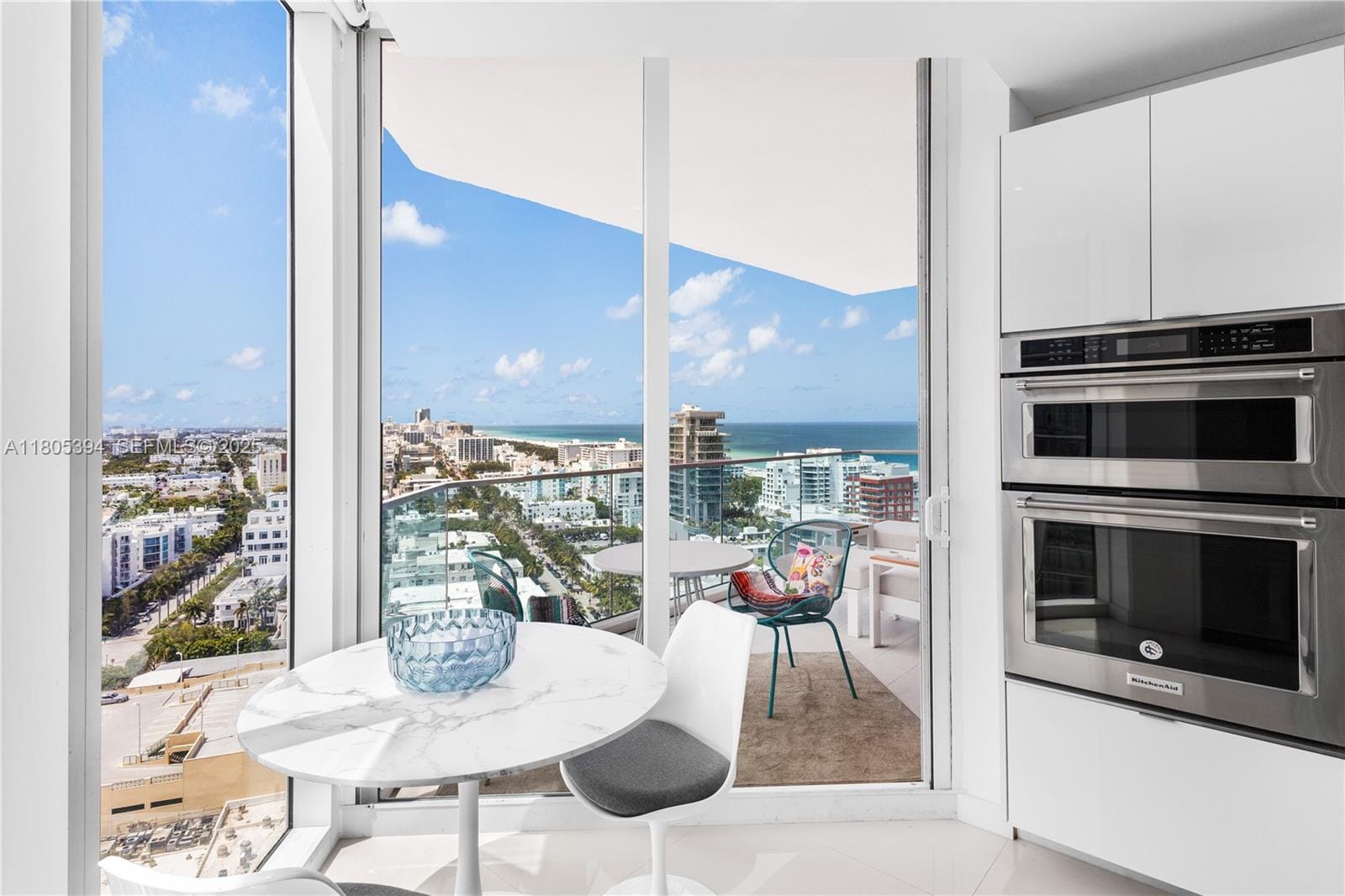 300 S Pointe Drive 2005, Miami Beach, FL 33139 photo 10