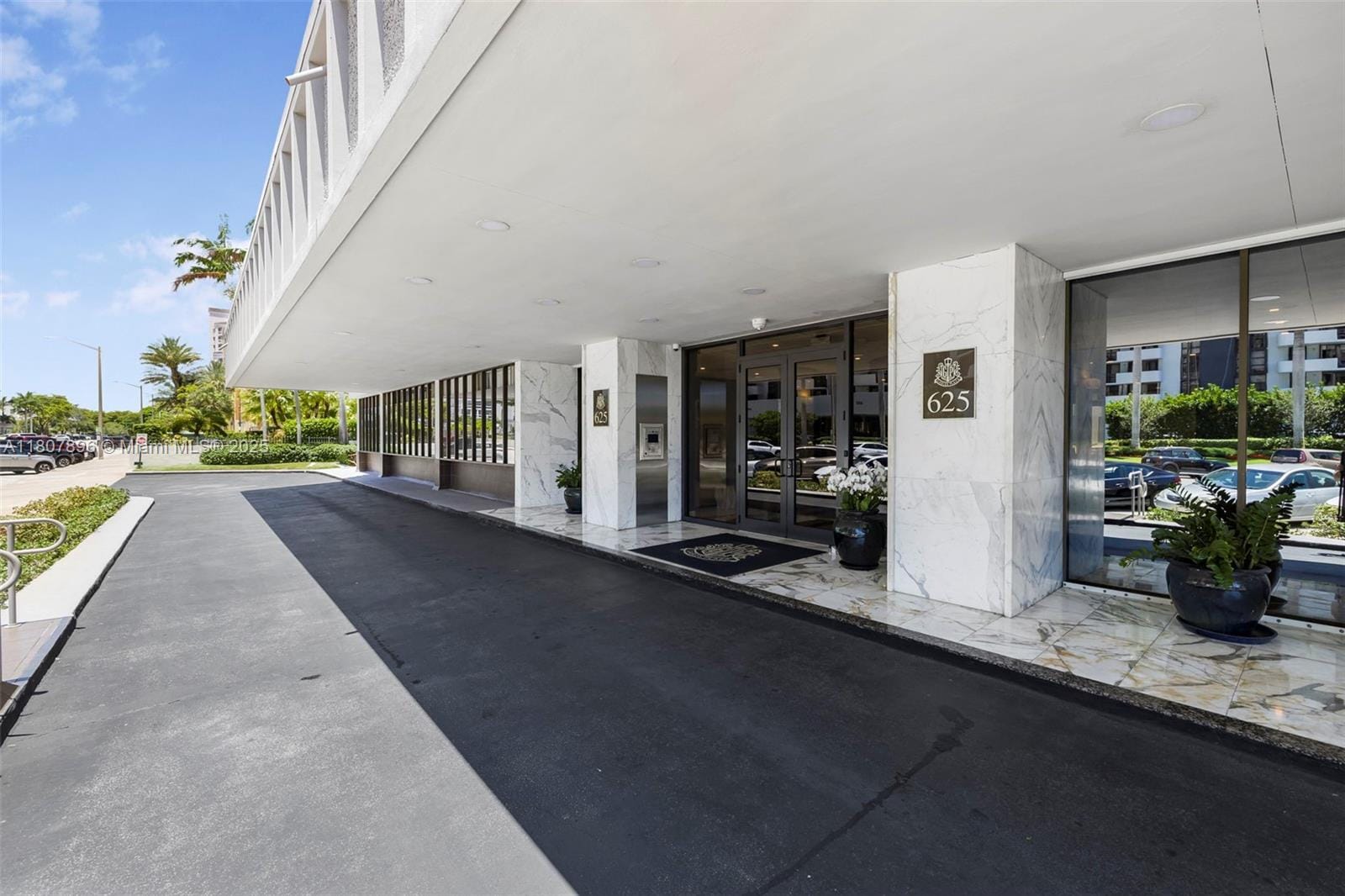 625 Biltmore Way 301, Coral Gables, FL 33134 photo 6
