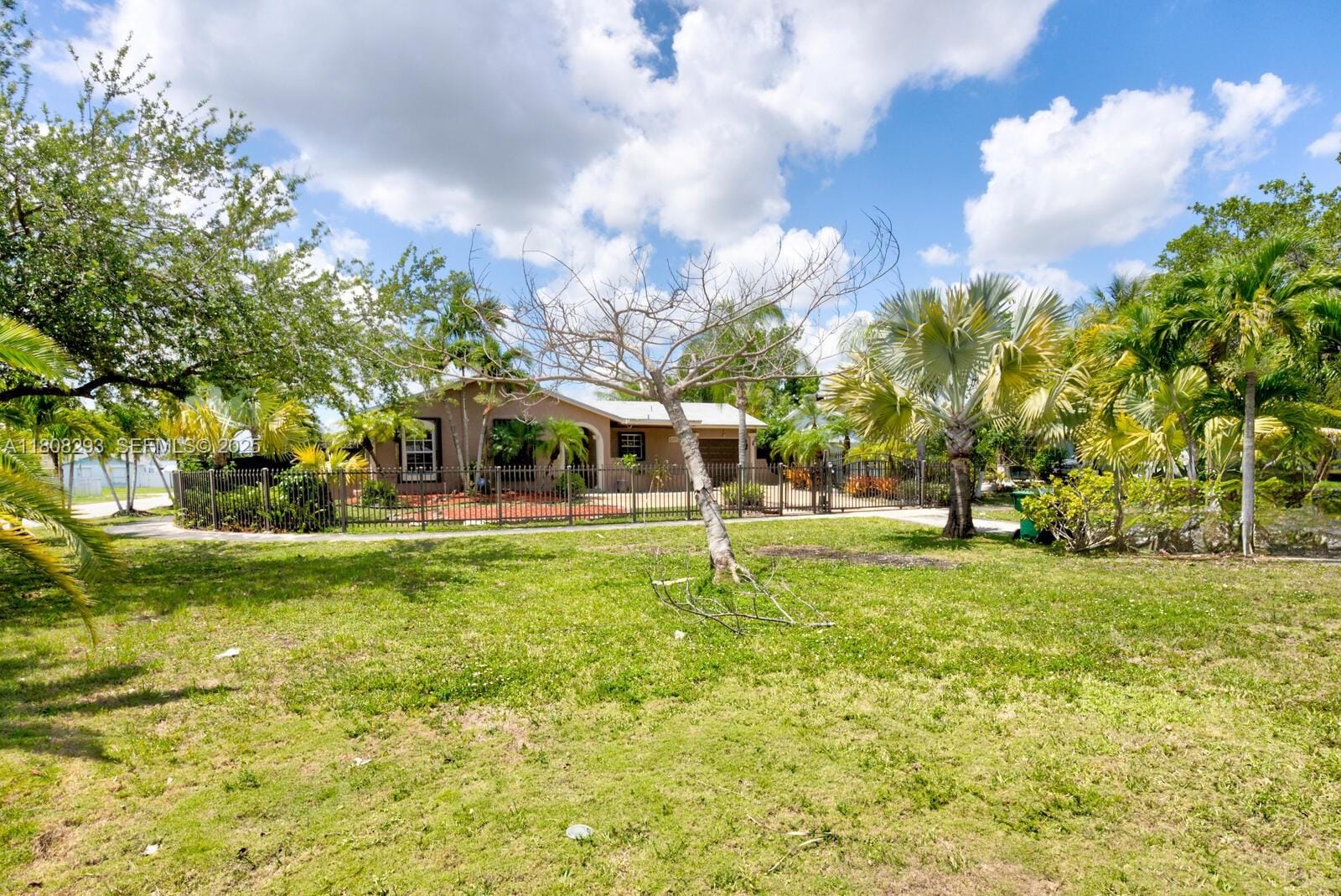 12370 SW 264th Street — photo 2