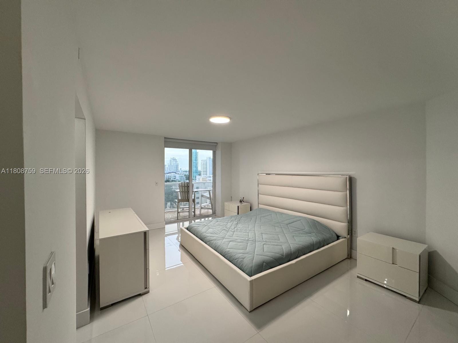 6423 Collins Avenue 1001 — photo 12