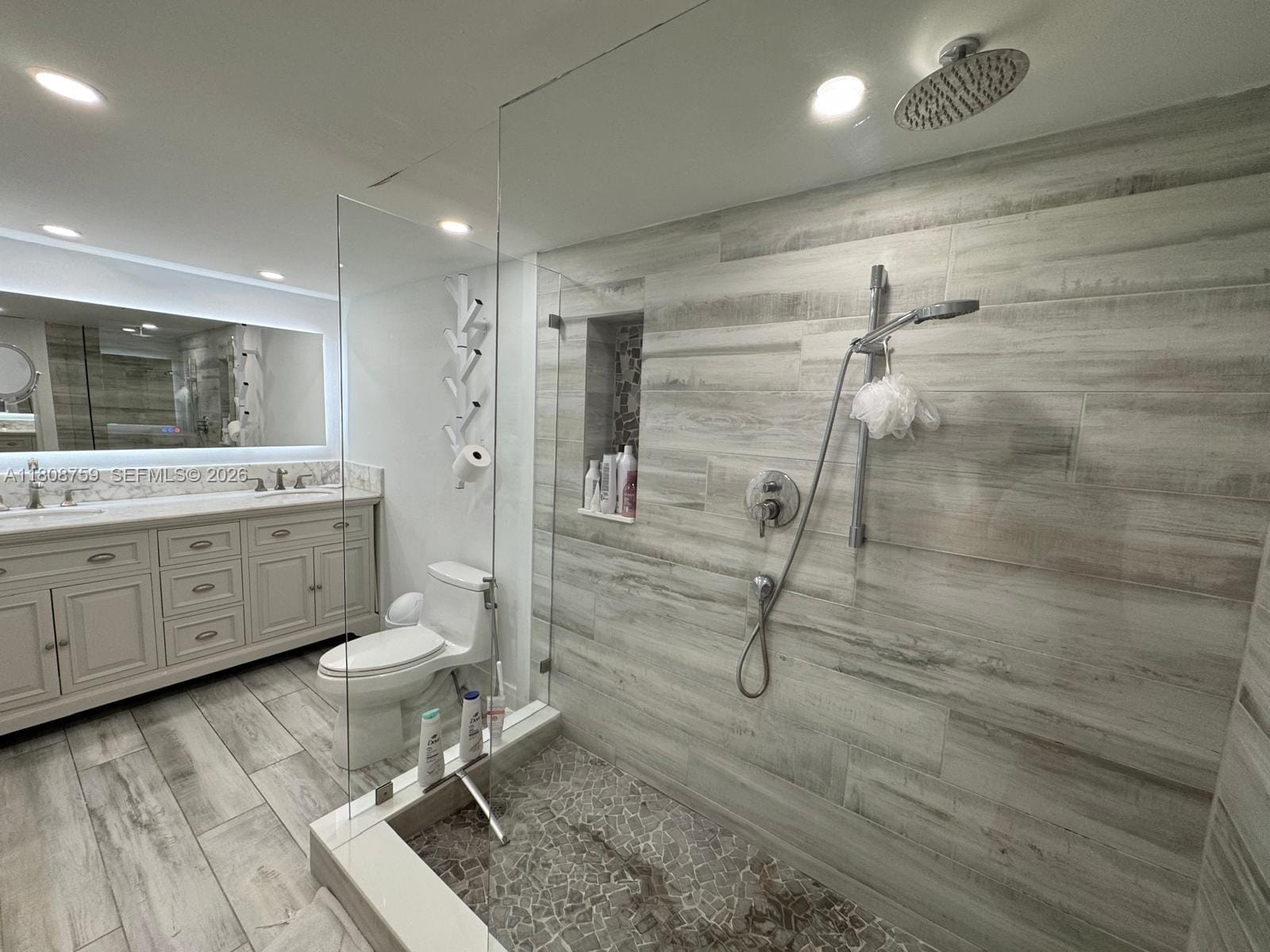 6423 Collins Avenue 1001, Miami Beach, FL 33141 photo 13