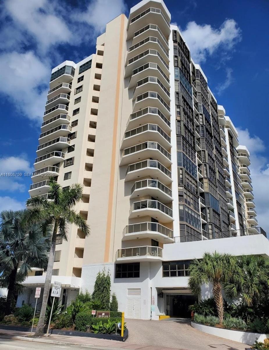 6423 Collins Avenue 1001, Miami Beach, FL 33141 photo 21