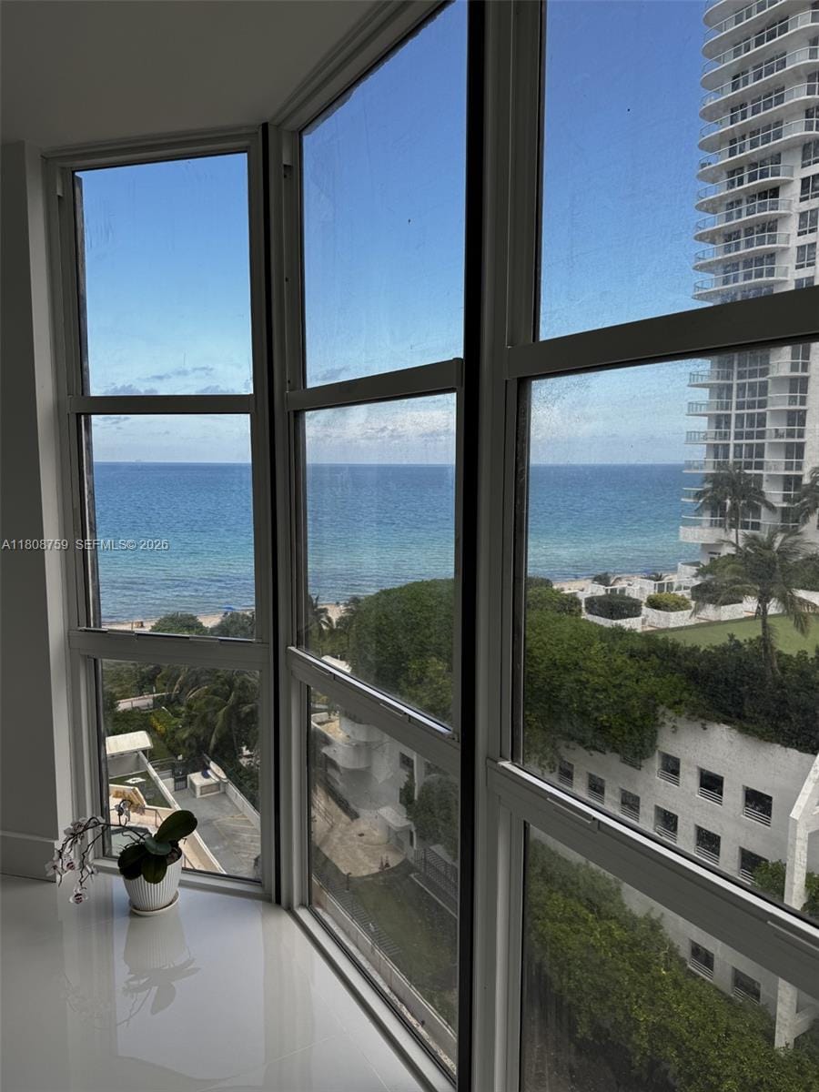 6423 Collins Avenue 1001 — photo 6
