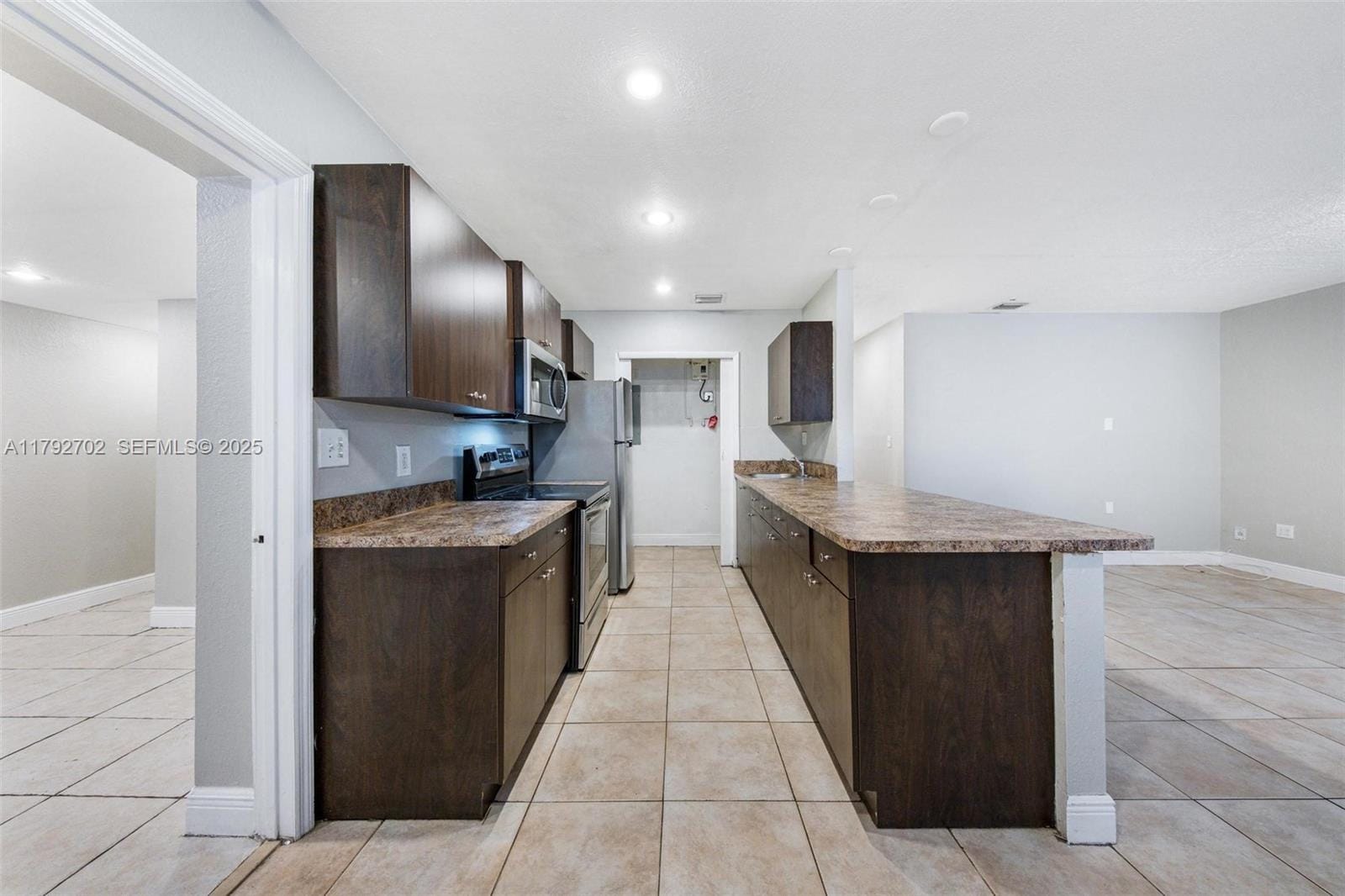 1131 NE 211th Street, Miami, FL 33179 photo 24