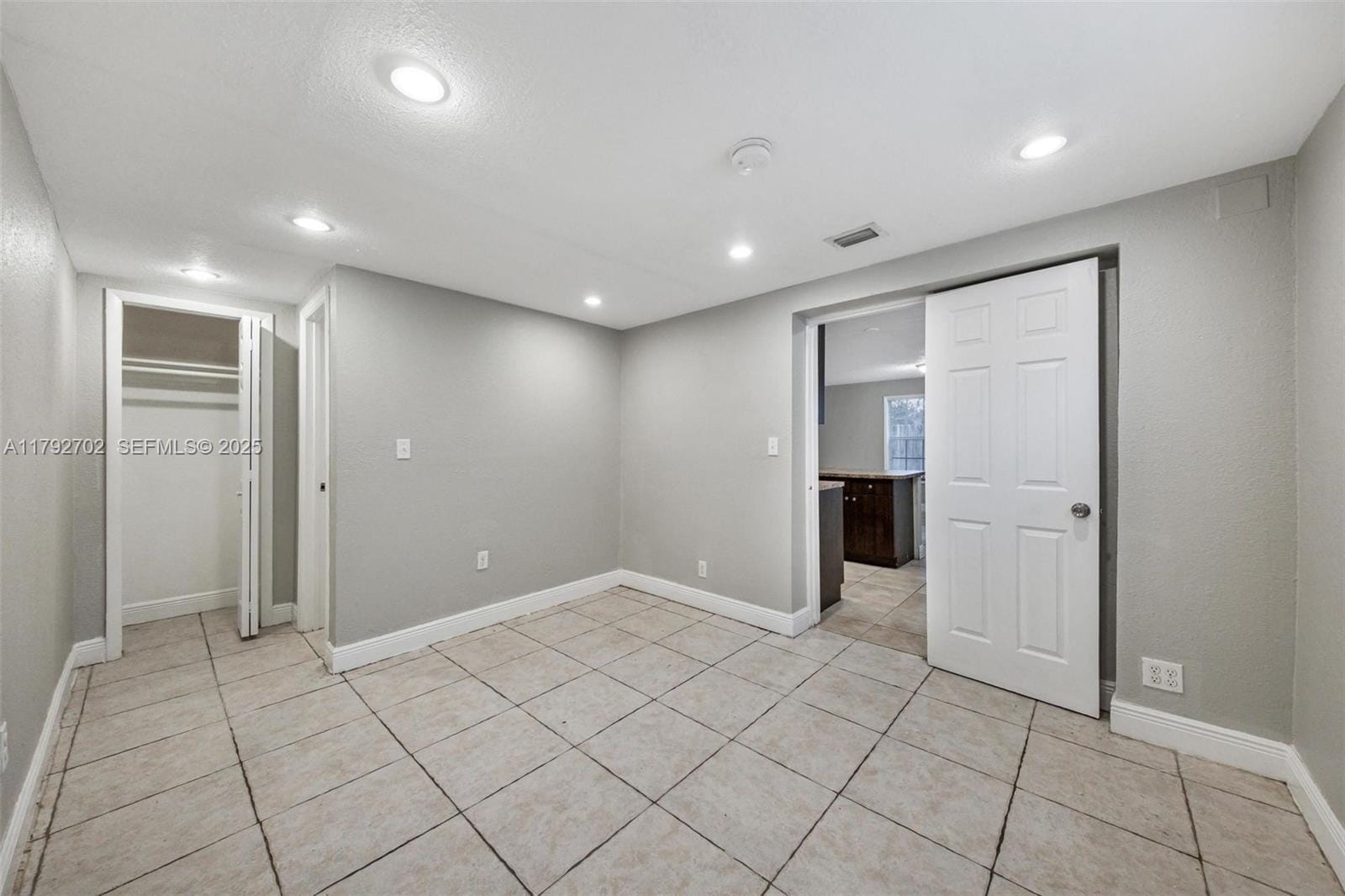1131 NE 211th Street, Miami, FL 33179 photo 26
