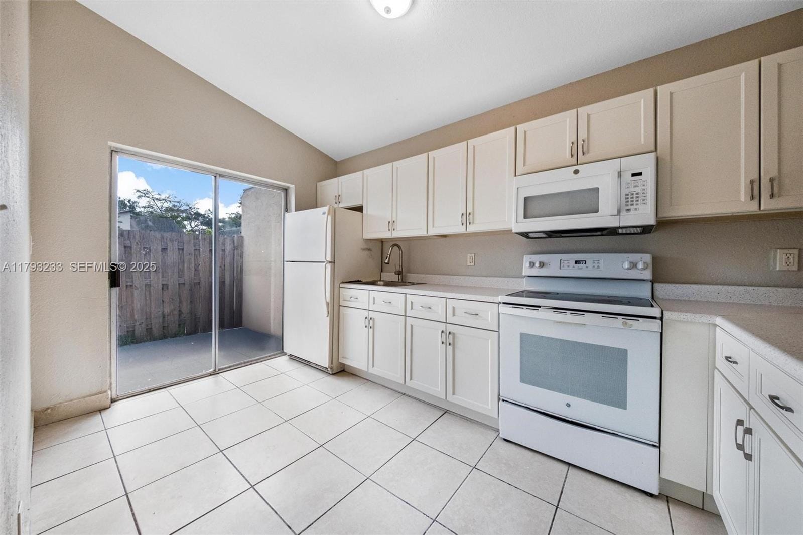 5411 SW 43rd Terrace — photo 12