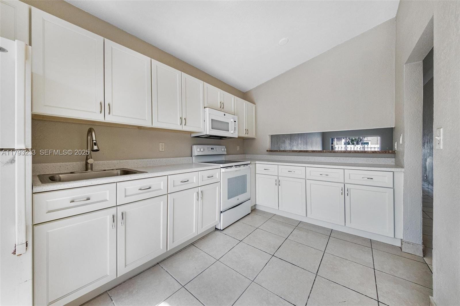 5411 SW 43rd Terrace, Dania Beach, FL 33314 photo 13