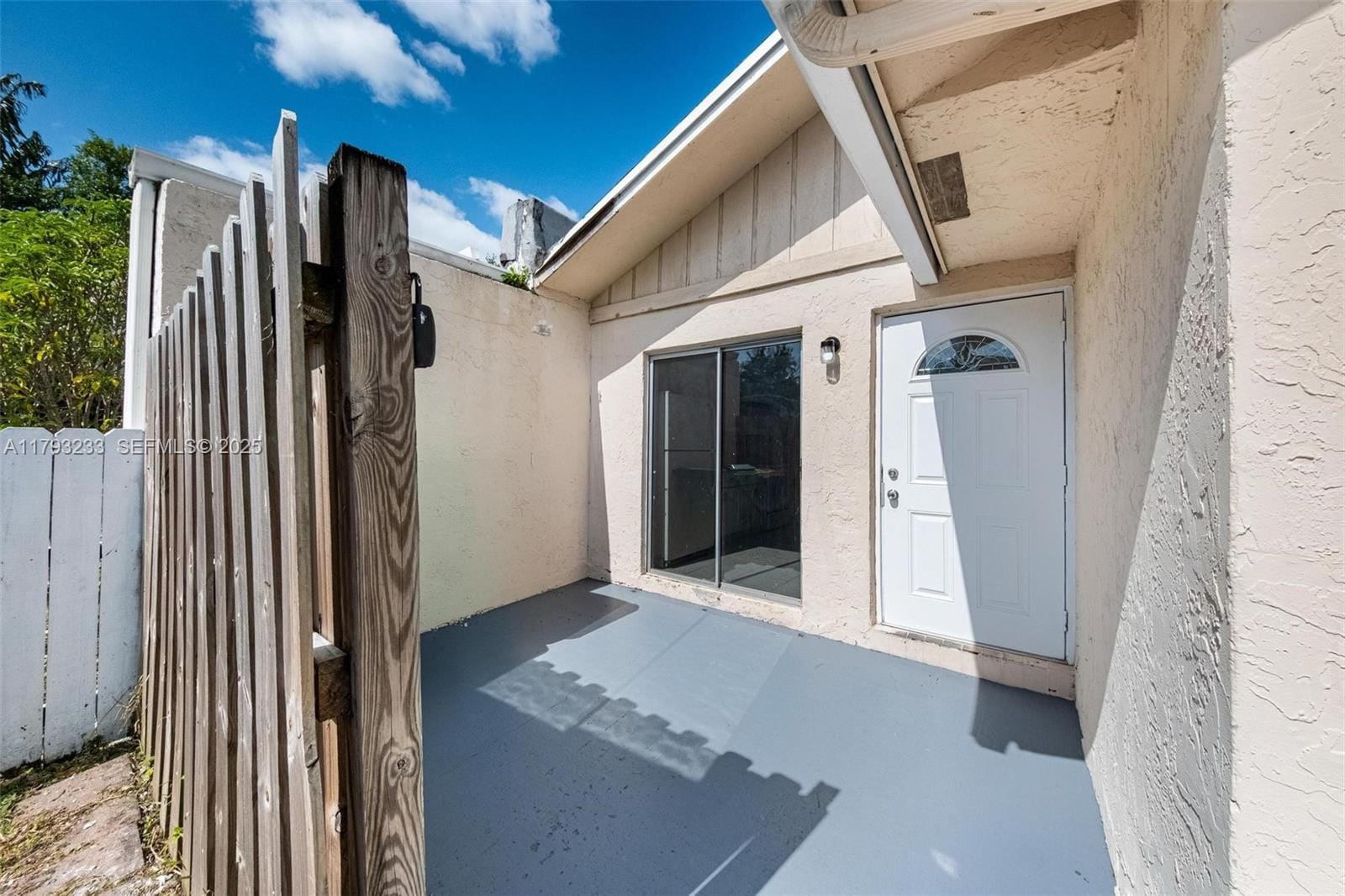 5411 SW 43rd Terrace — photo 7