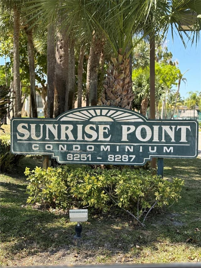 8281 SW 128th Street 205, Pinecrest, FL 33156