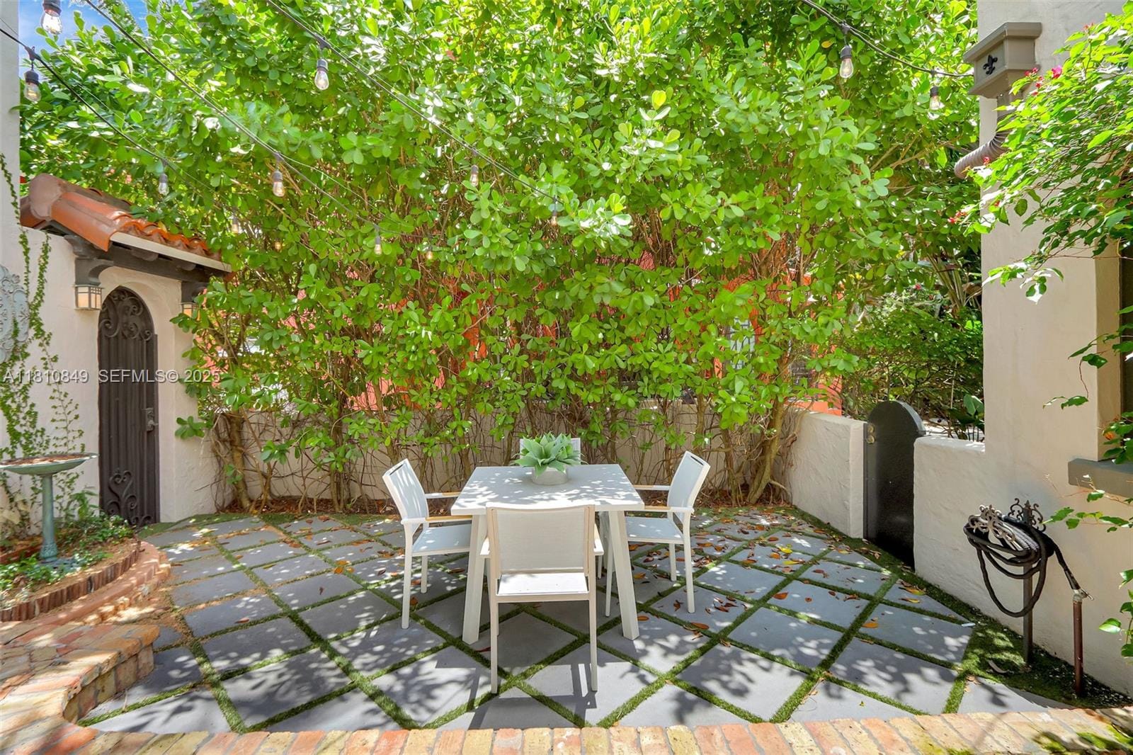 447 Giralda Avenue, Coral Gables, FL 33134 photo 9