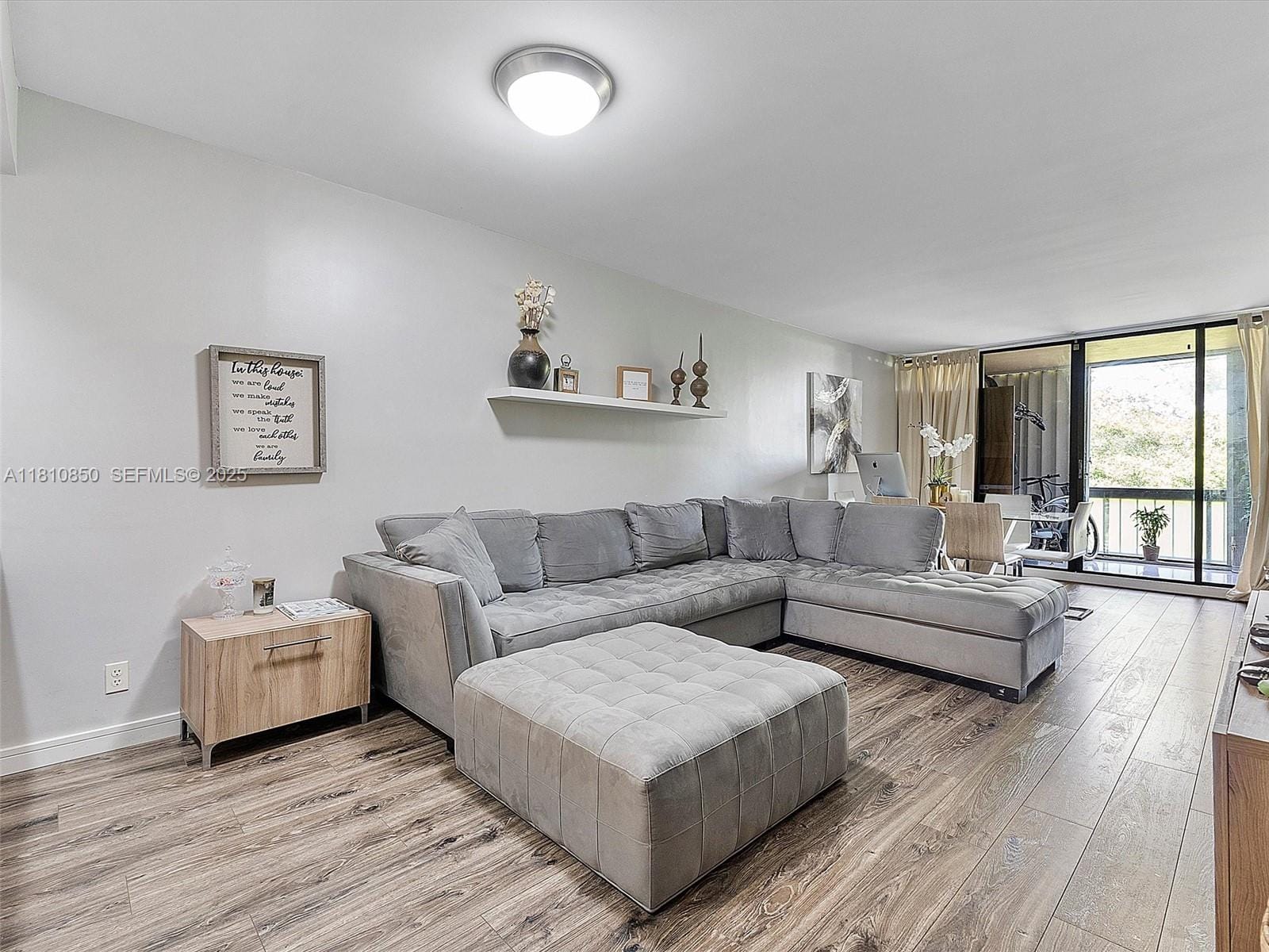 8411 Forest Hills Drive 307 — photo 4