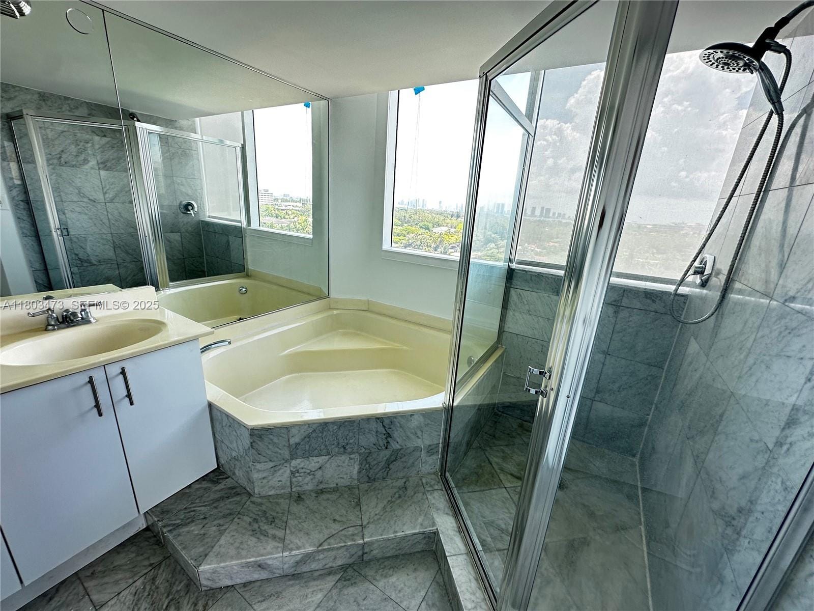 3411 Indian Creek Drive 1101 — photo 11