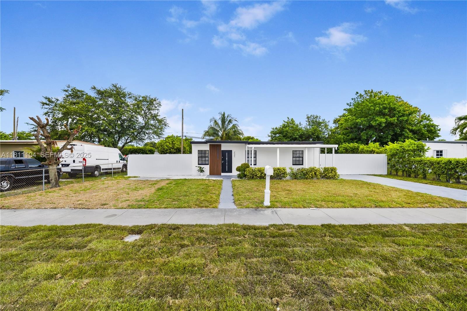 2545 NW 159th Terrace — photo 3