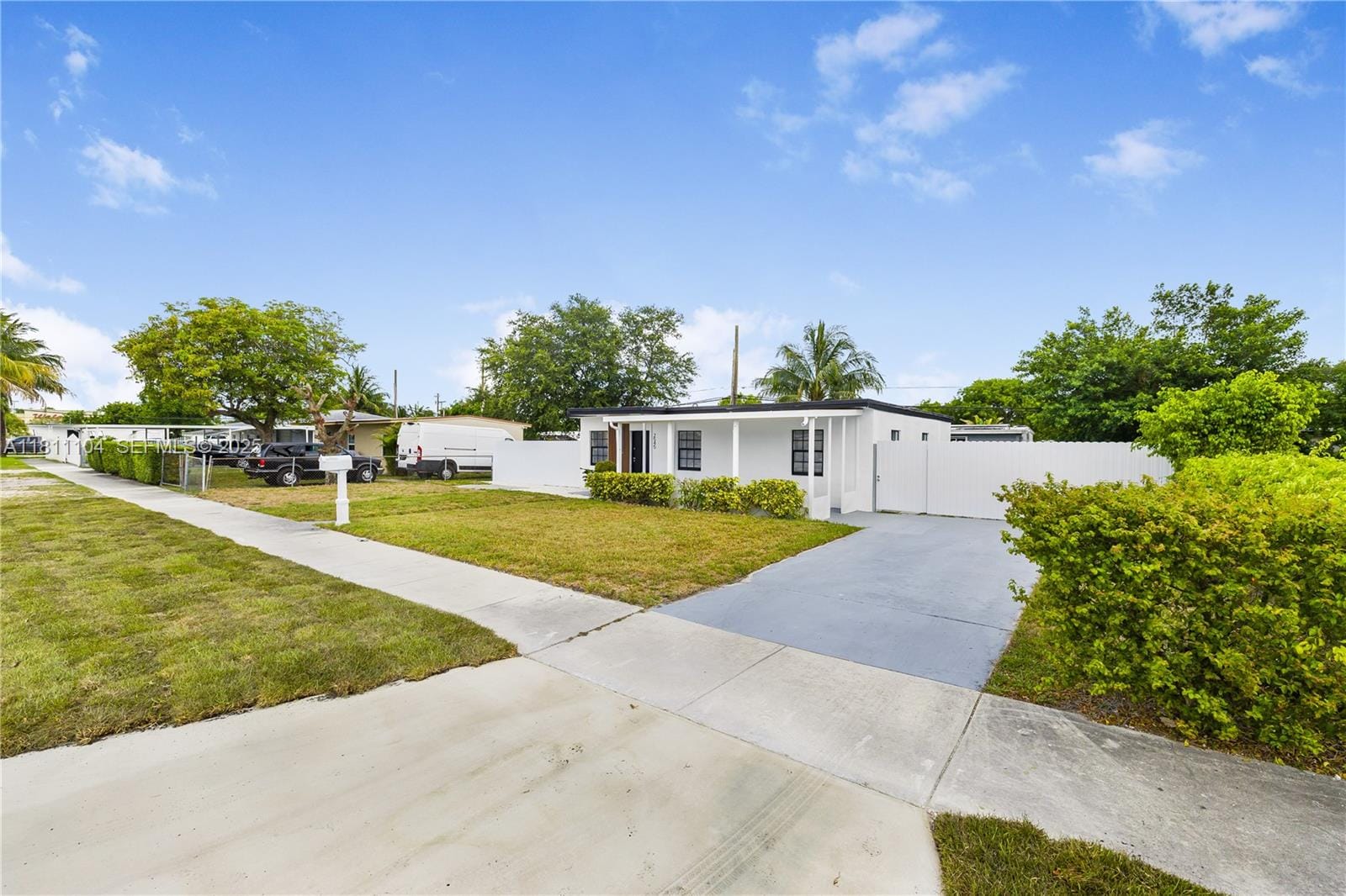2545 NW 159th Terrace — photo 4