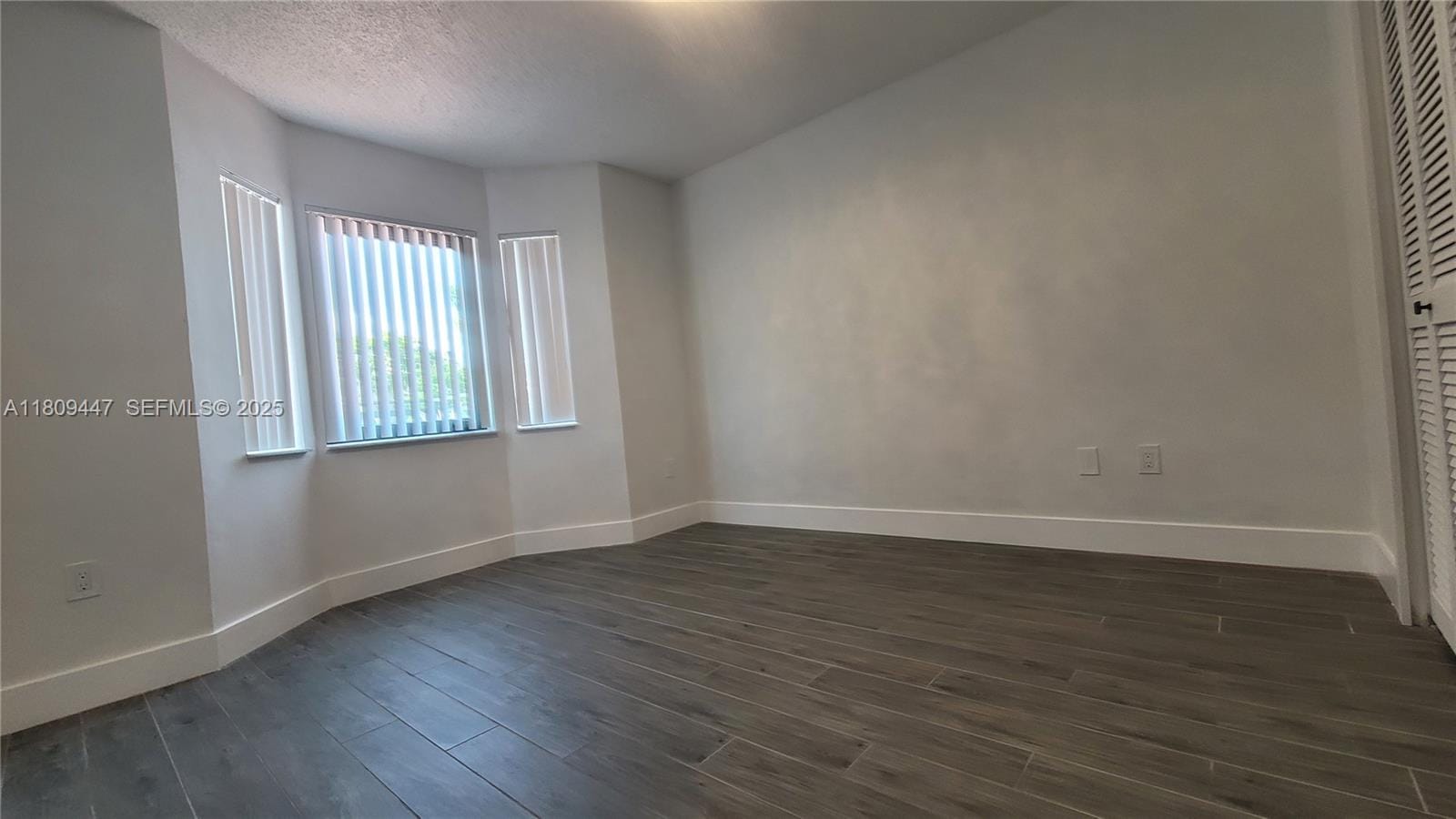 14641 SW 52nd Street, Miami, FL 33175 photo 14