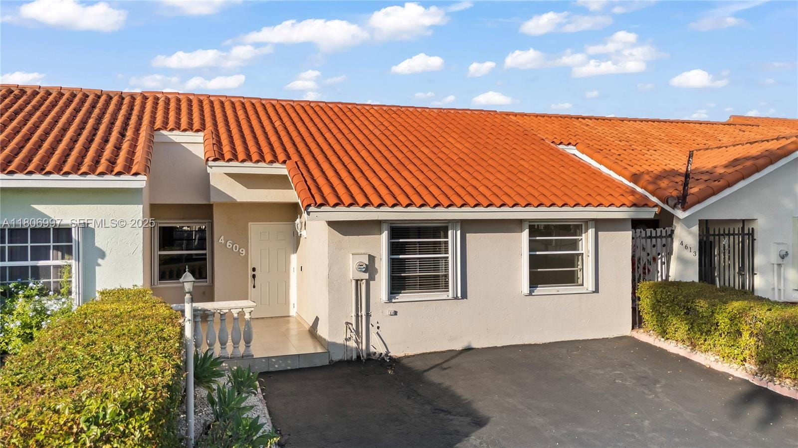 4609 SW 143rd Place, Miami, FL 33175 photo 2
