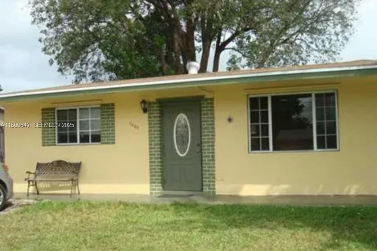 7023 SW 20th Street, North Lauderdale, FL 33068