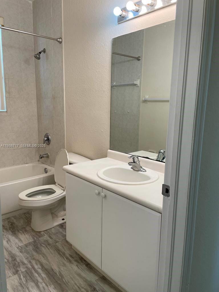 1652 SE 28th Street 205, Homestead, FL 33035 photo 12