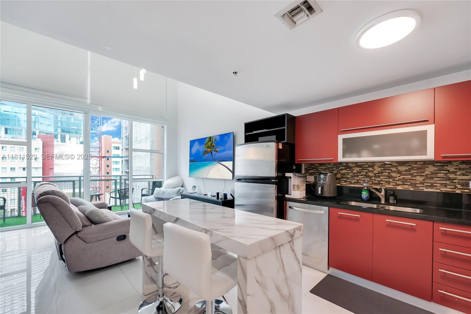 244 Biscayne Boulevard 644 — photo 3
