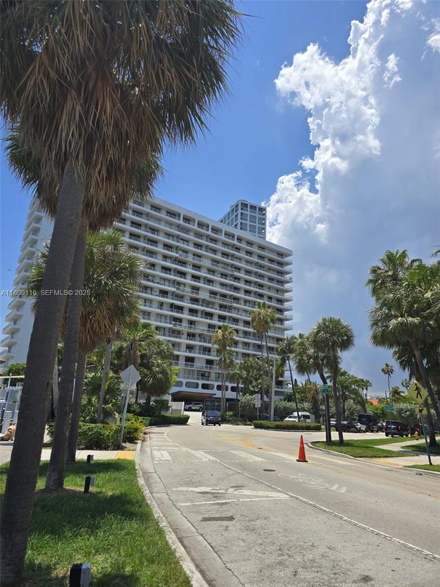 200 SE 15th Road 6B, Miami, FL 33129 photo 1
