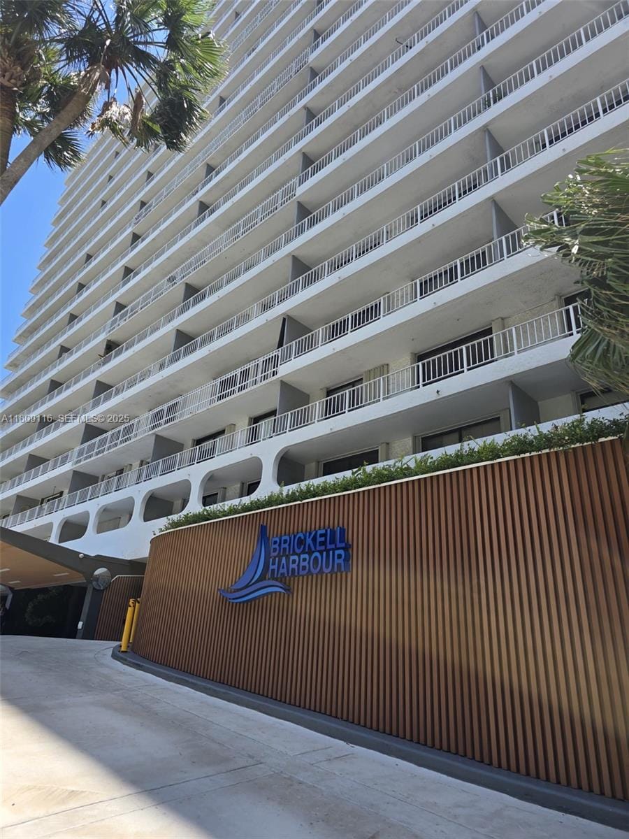 200 SE 15th Road 6B, Miami, FL 33129 photo 3