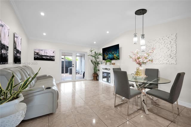 14103 SW 55th Street, sold in Bent Tree South, Miami, FL