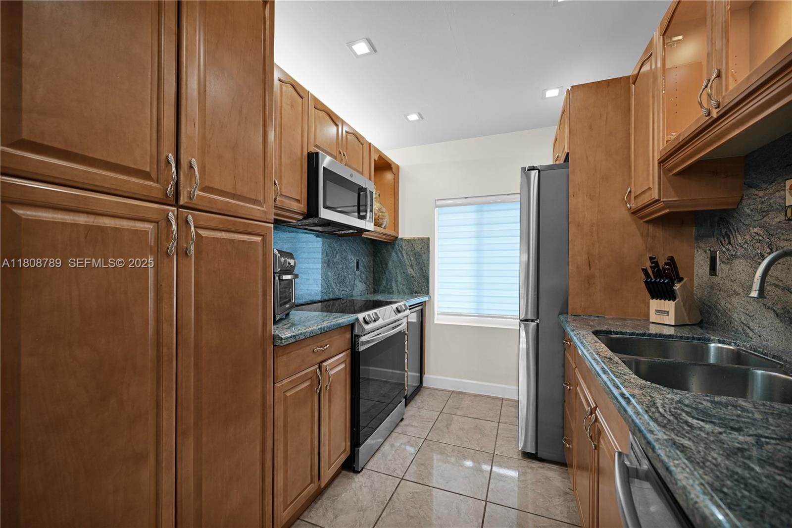 14103 SW 55th Street, Miami, FL 33175 photo 9