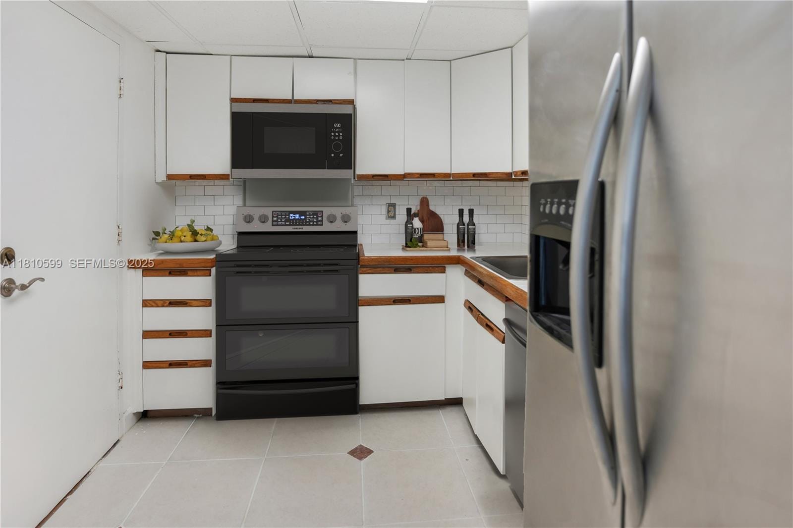 800 West Avenue 920, Miami Beach, FL 33139 photo 5