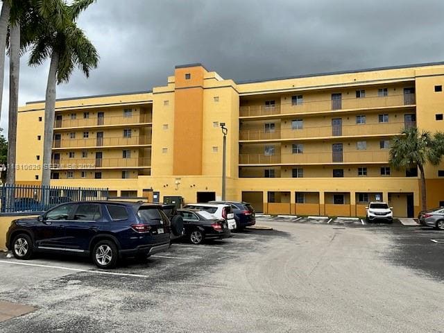 14931 SW 82nd Lane 18-405, Miami, FL 33193