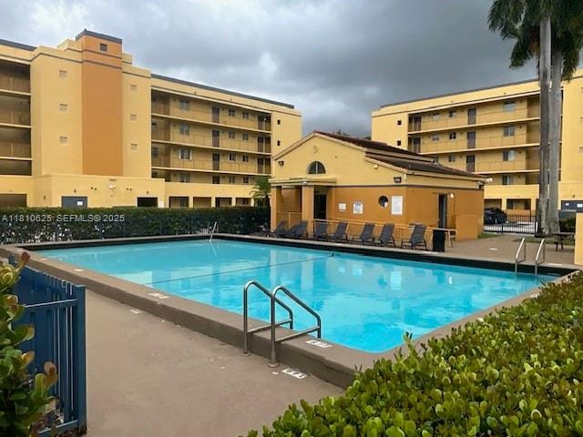 14931 SW 82nd Lane 18-405, Miami, FL 33193 photo 2