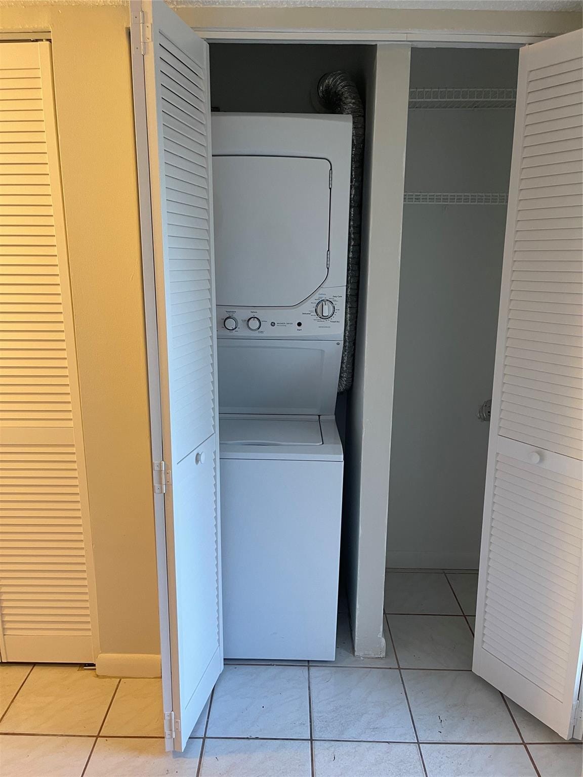 8405 NW 61st Street D-109 — photo 8