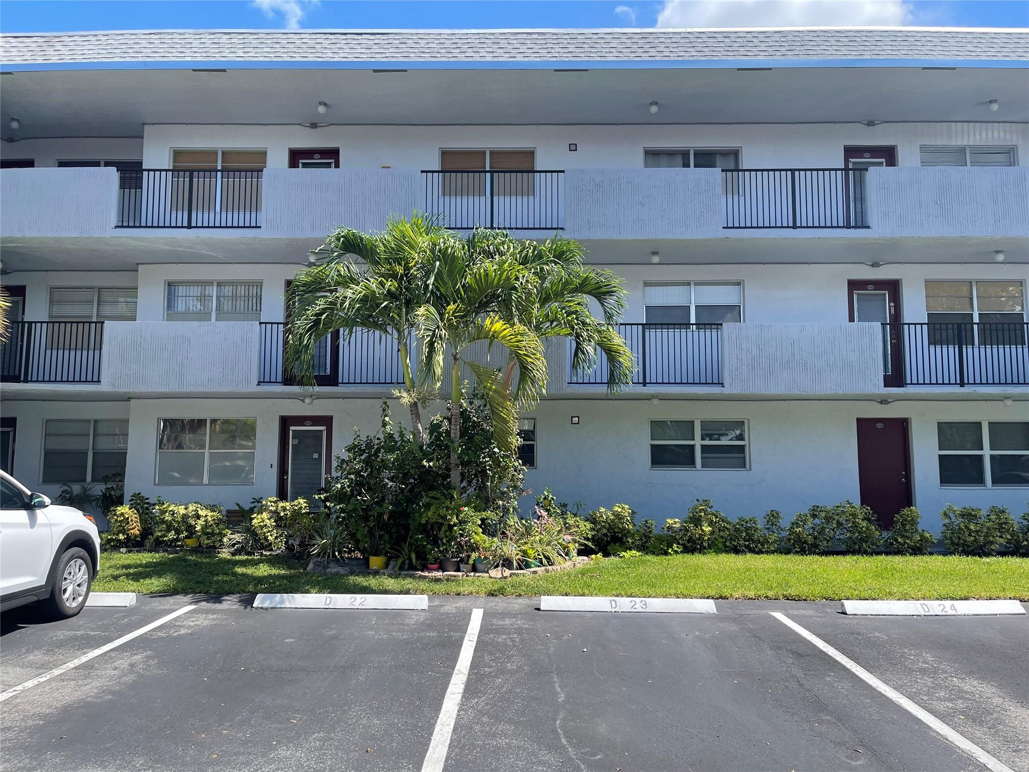 8405 NW 61st Street D-109, Tamarac, FL 33321, Tamarac