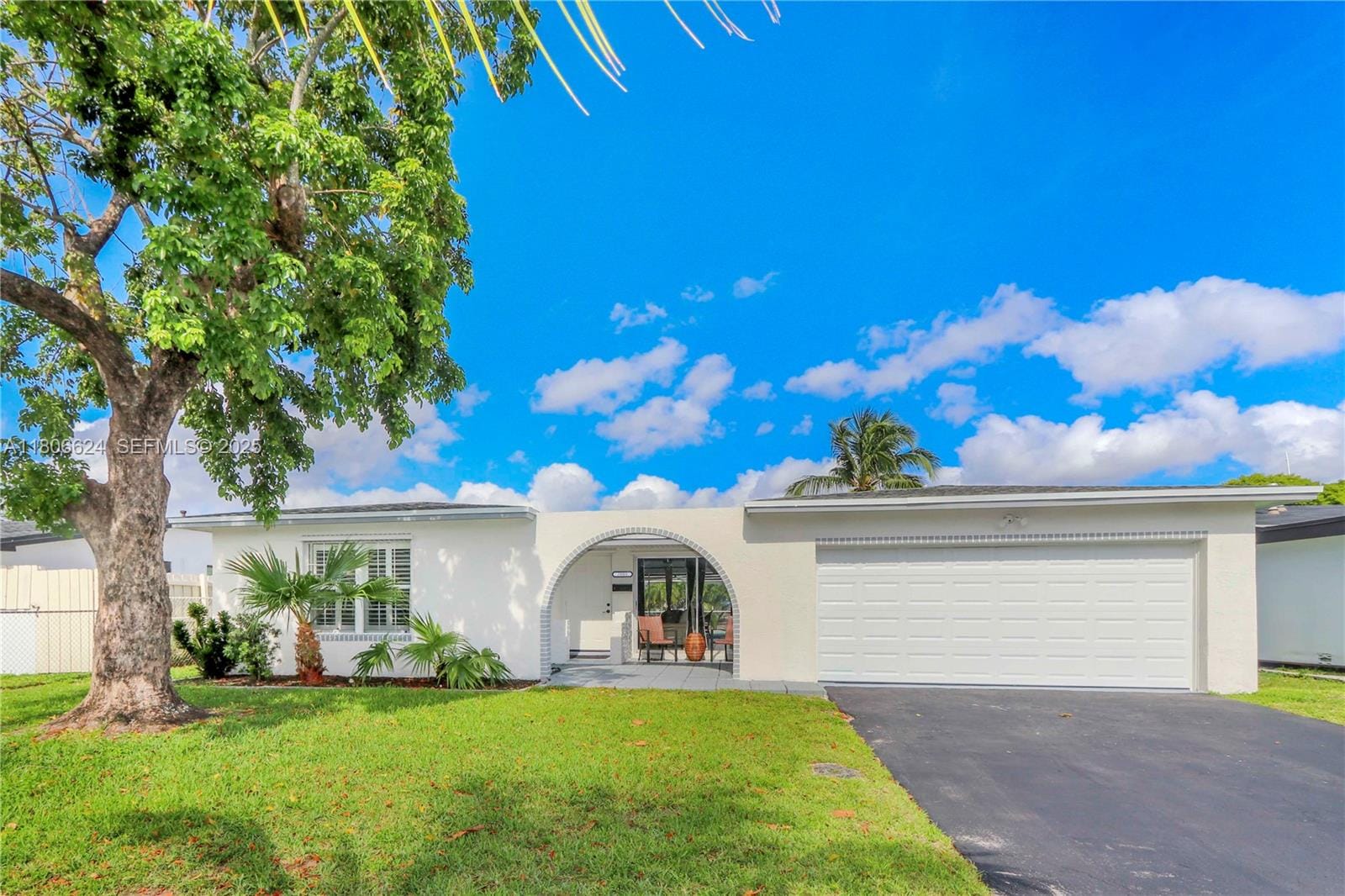 2001 NW 93rd Lane, Sunrise, FL 33322