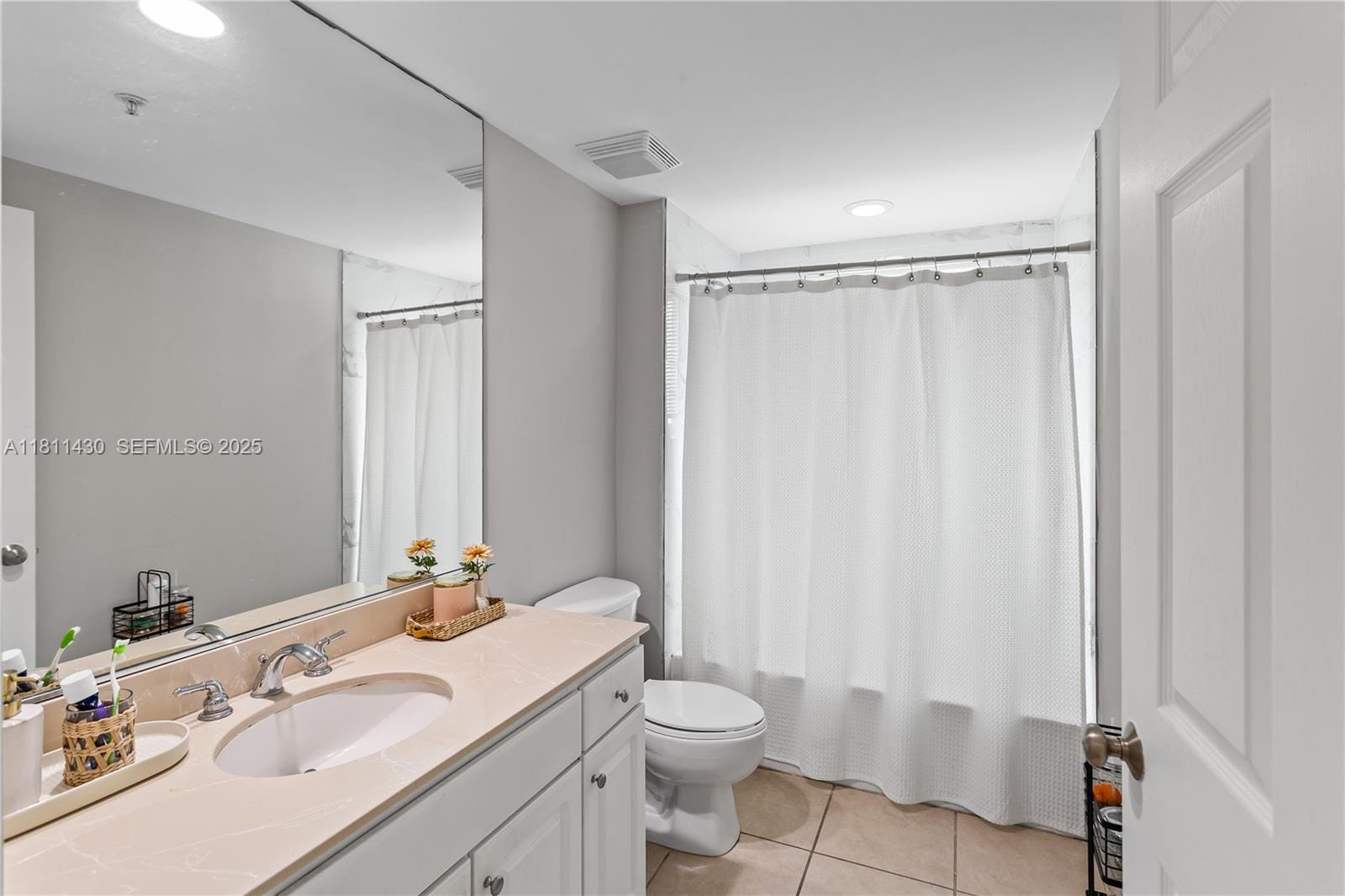 2000 N Bayshore Drive 401, Miami, FL 33137 photo 17