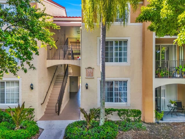 2173 Renaissance Boulevard 204, Miramar, FL 33025