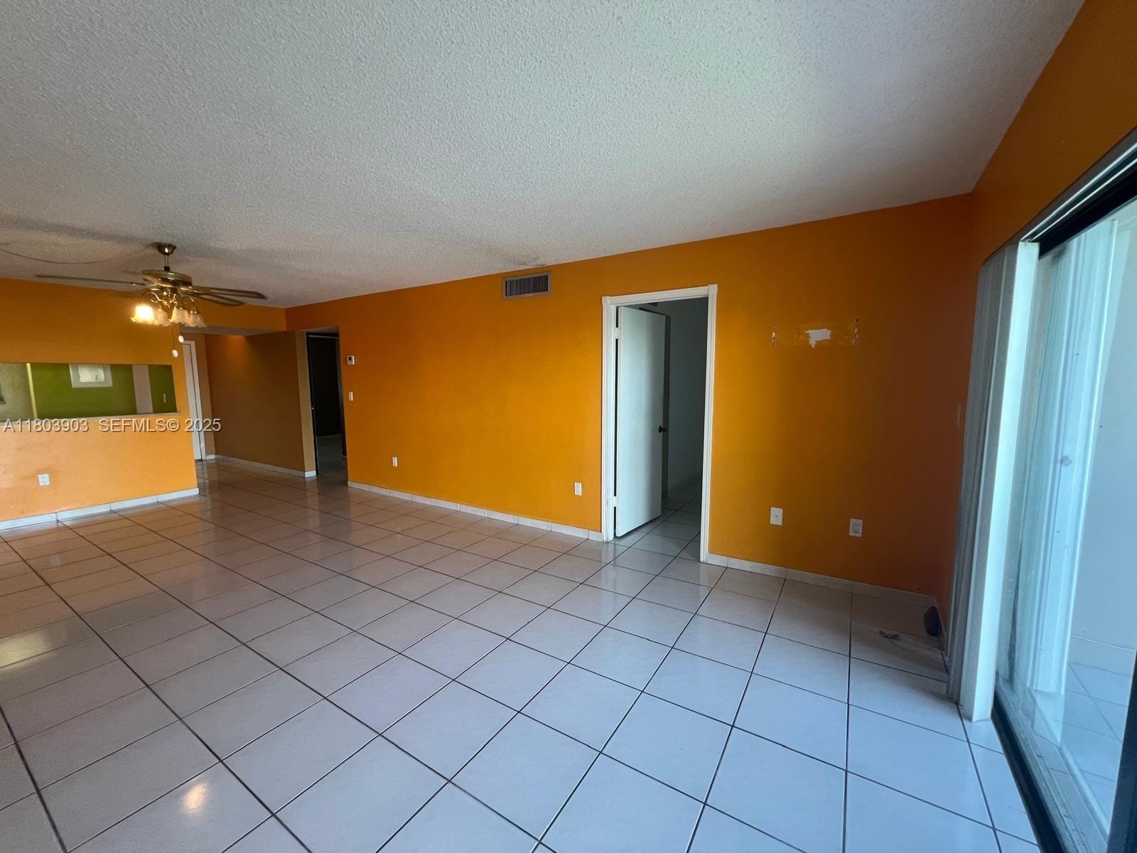 10290 NW 9th St Circle 512, Miami, FL 33172 photo 11